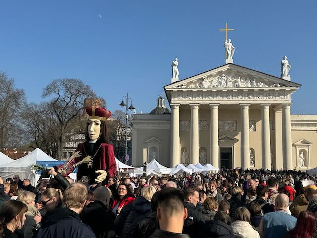 weekend-celebrate-img1