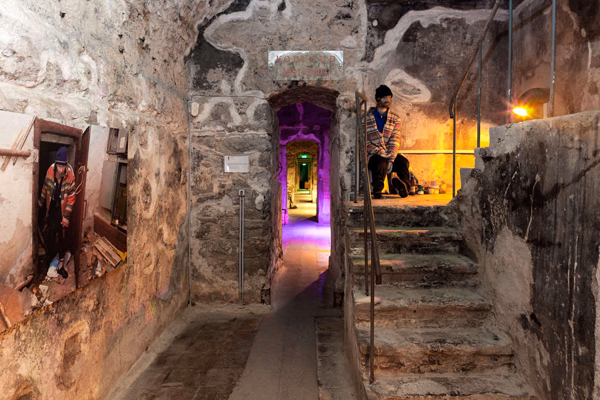 Tallinn Old Town & Secret Underground Passages - Nordic Experience